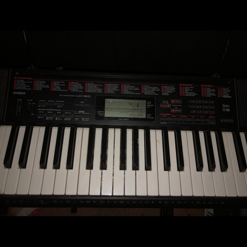 Casio Electric Keyboard - Picture 2 of 6